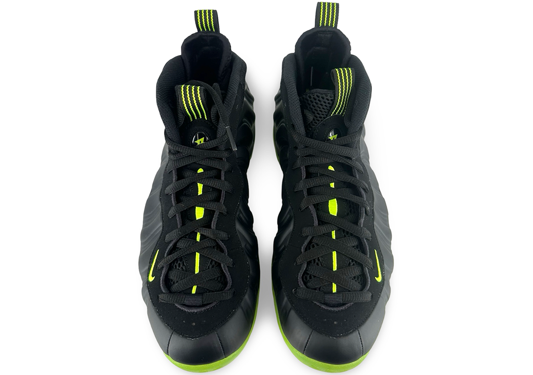 Nike Air Foamposite One Black Volt