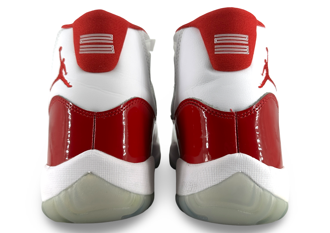 Jordan 11 Retro Cherry (2022)