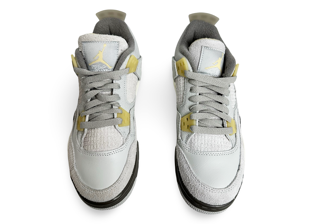 Air Jordan 4 Retro SE Photon Dust