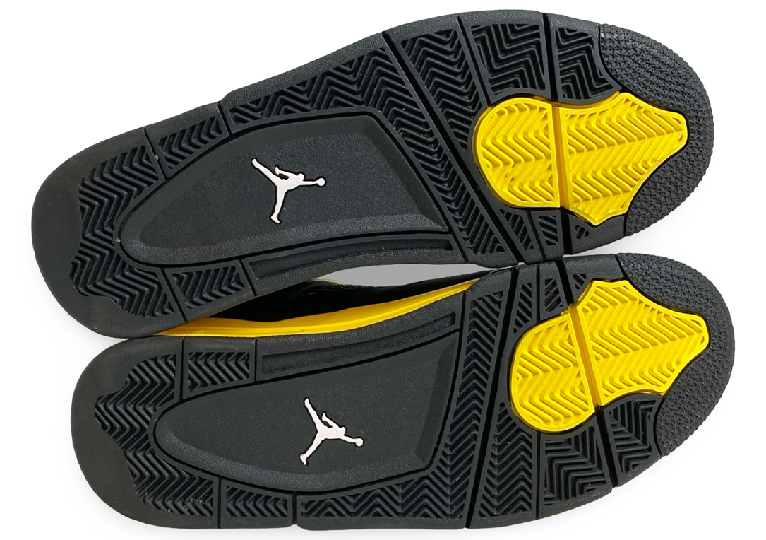 Jordan 4 Retro Thunder (2023)