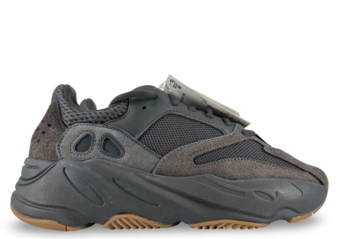 adidas Yeezy Boost 700 Utility Black