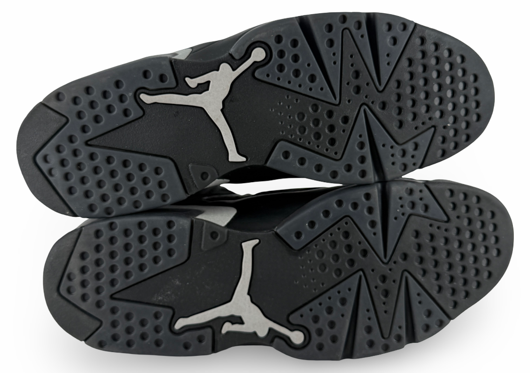 Jordan 6 Retro Cap and Gown