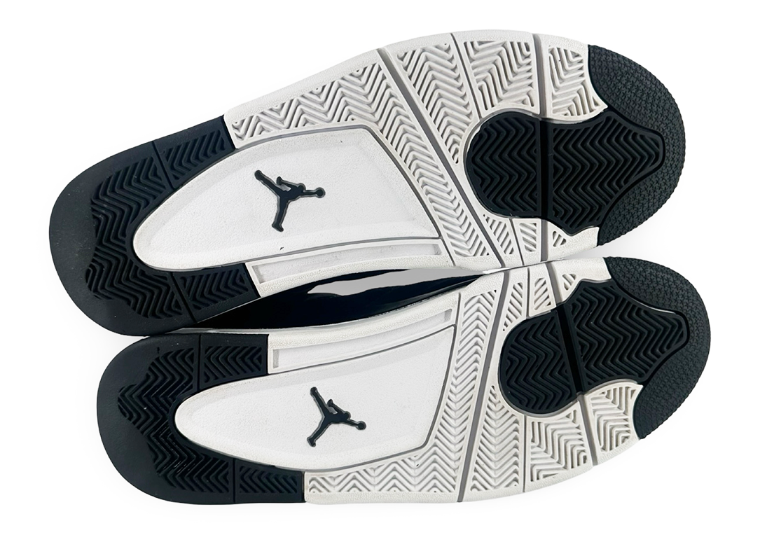 Jordan 4 Retro Royalty