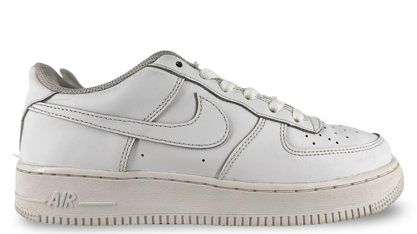 Nike Air Force 1 Low LE Triple White (GS)