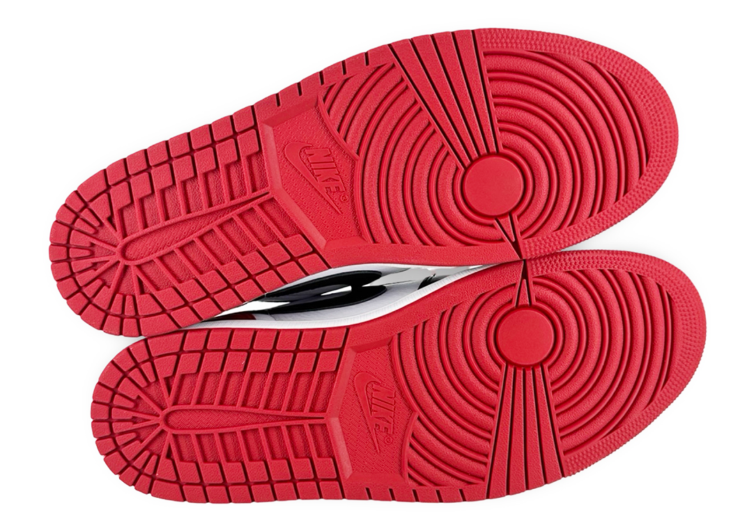 Jordan 1 Retro Low OG Black Toe (2023)