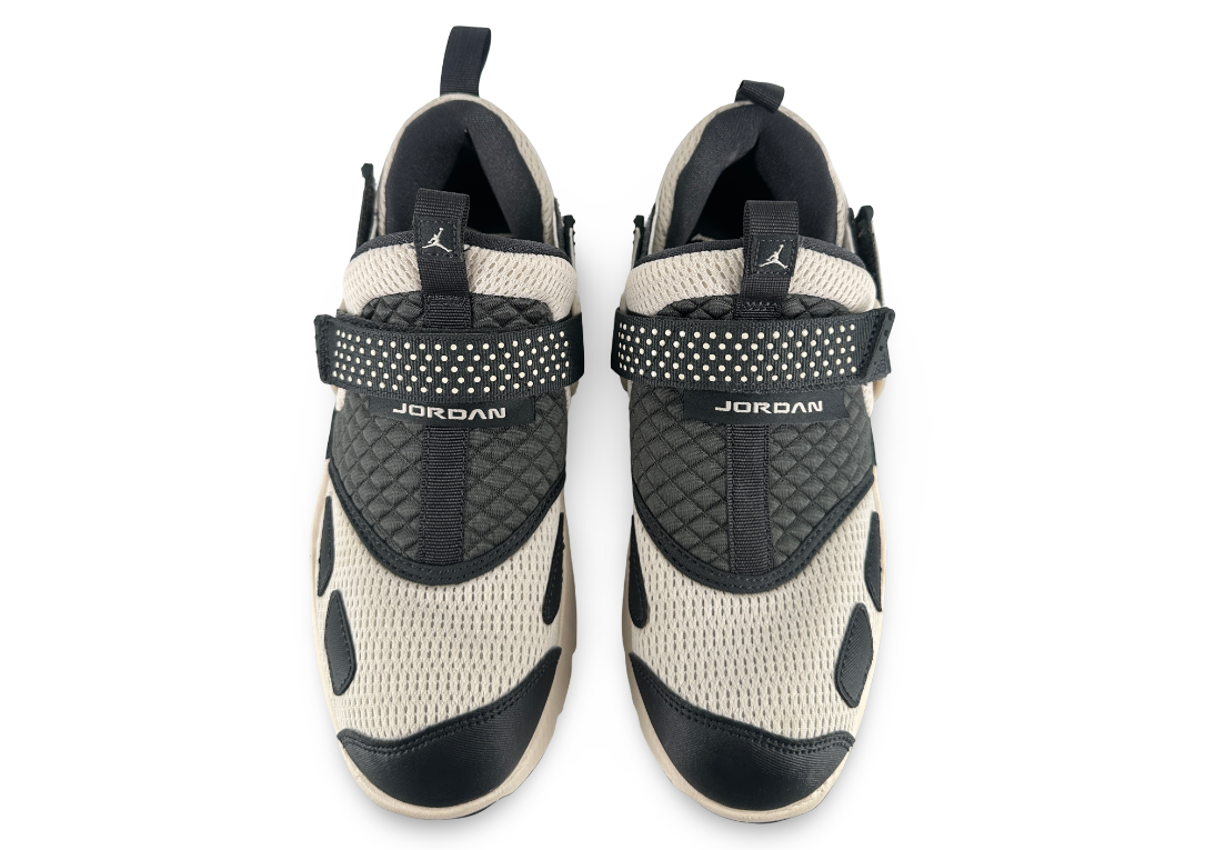 Jordan Trunner LX Light Orewood Brown (Women's)