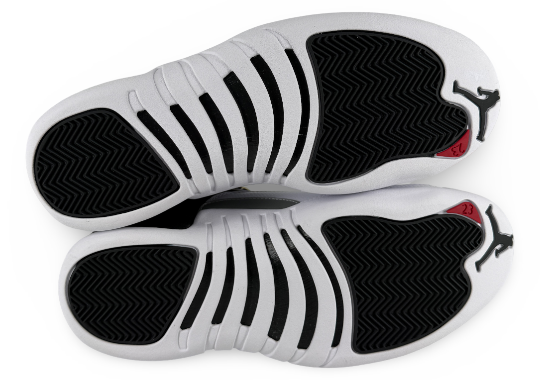 Jordan 12 Retro Playoffs (2022)