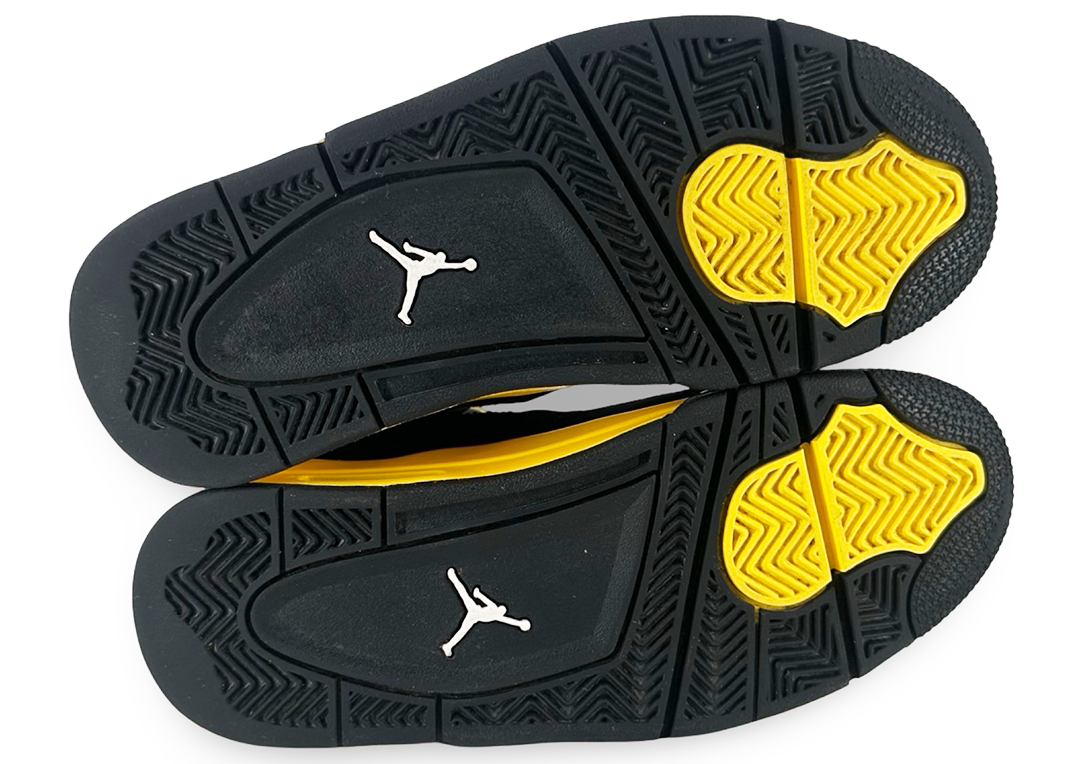 Jordan 4 Retro Thunder (2023) (GS)