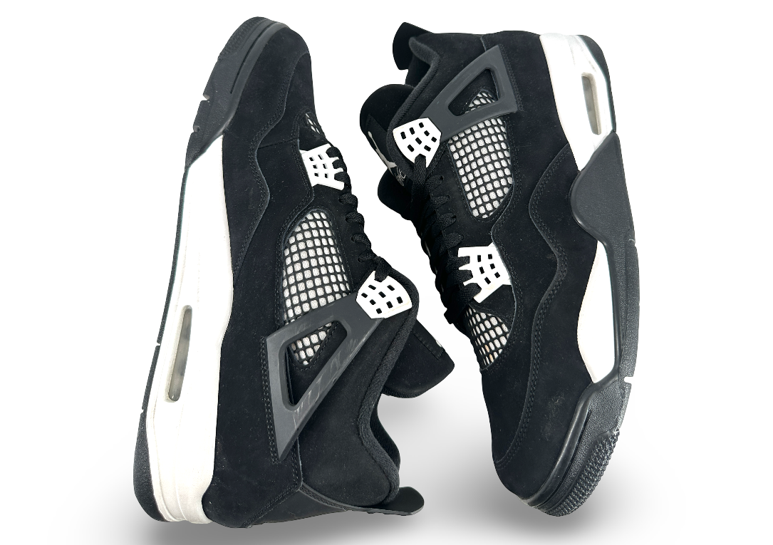 Jordan 4 Retro White Thunder
