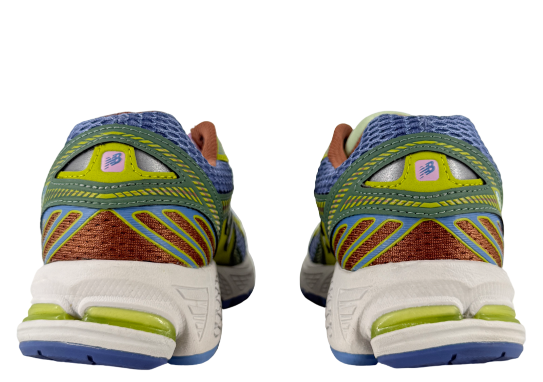 New Balance 860v2 Up There 2000's Tropes