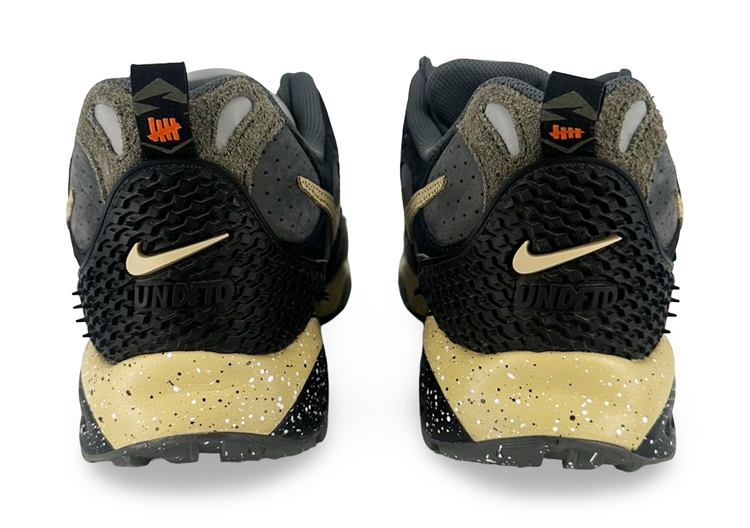 Nike Air Terra Humara Undefeated Cargo Khaki