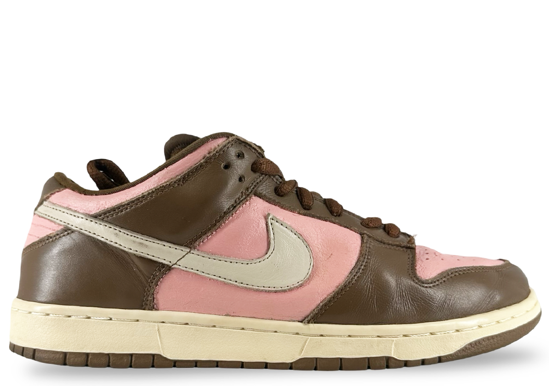 Nike SB Dunk Low Stussy Cherry