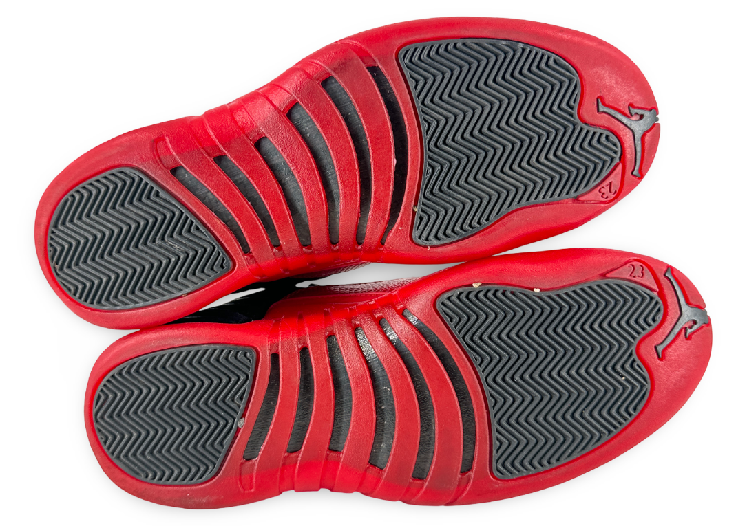 Jordan 12 Retro Flu Game (2016)