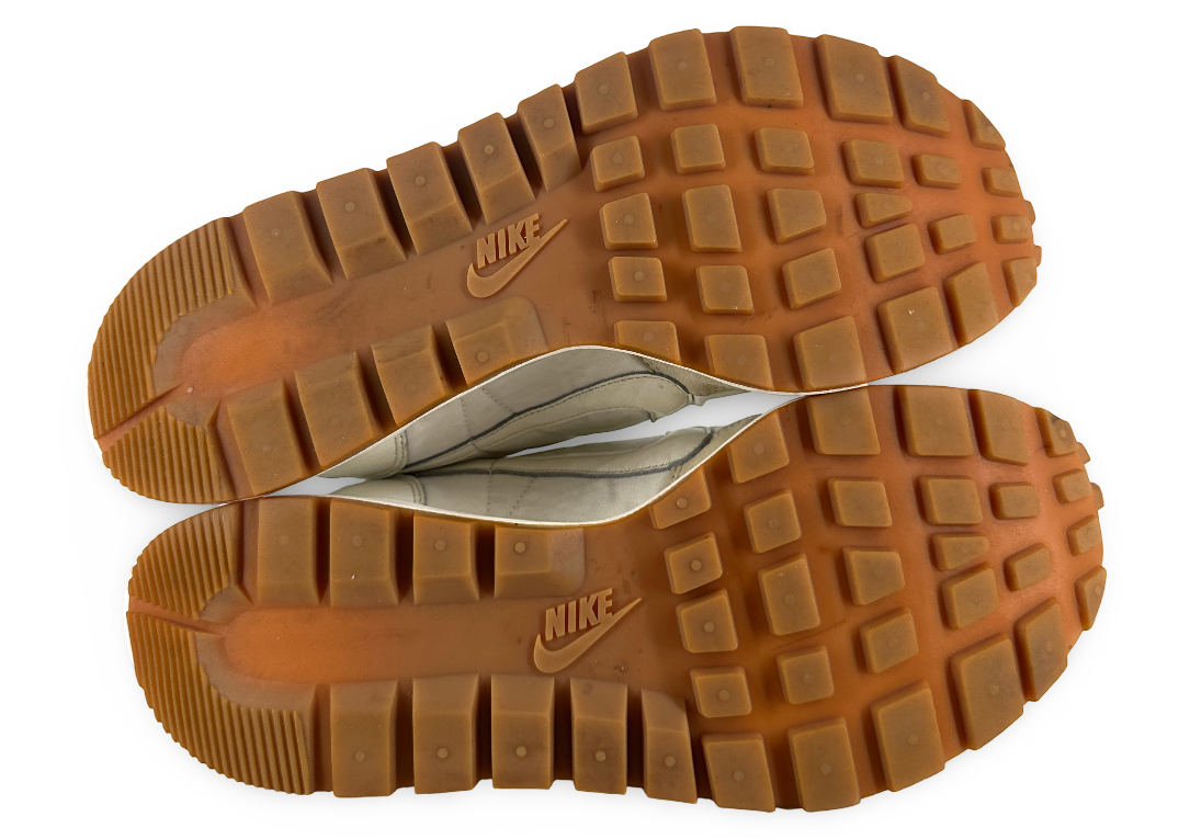 Nike Vaporwaffle sacai Sail Gum