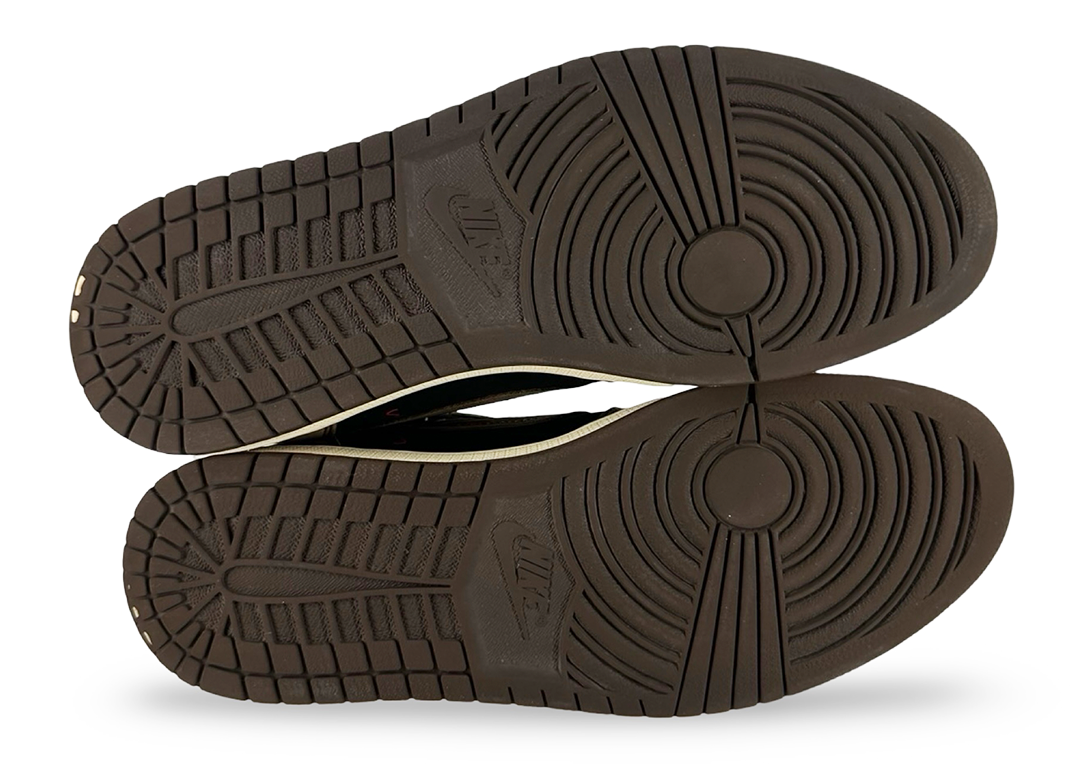 Jordan 1 Retro Low OG SP Travis Scott Mocha