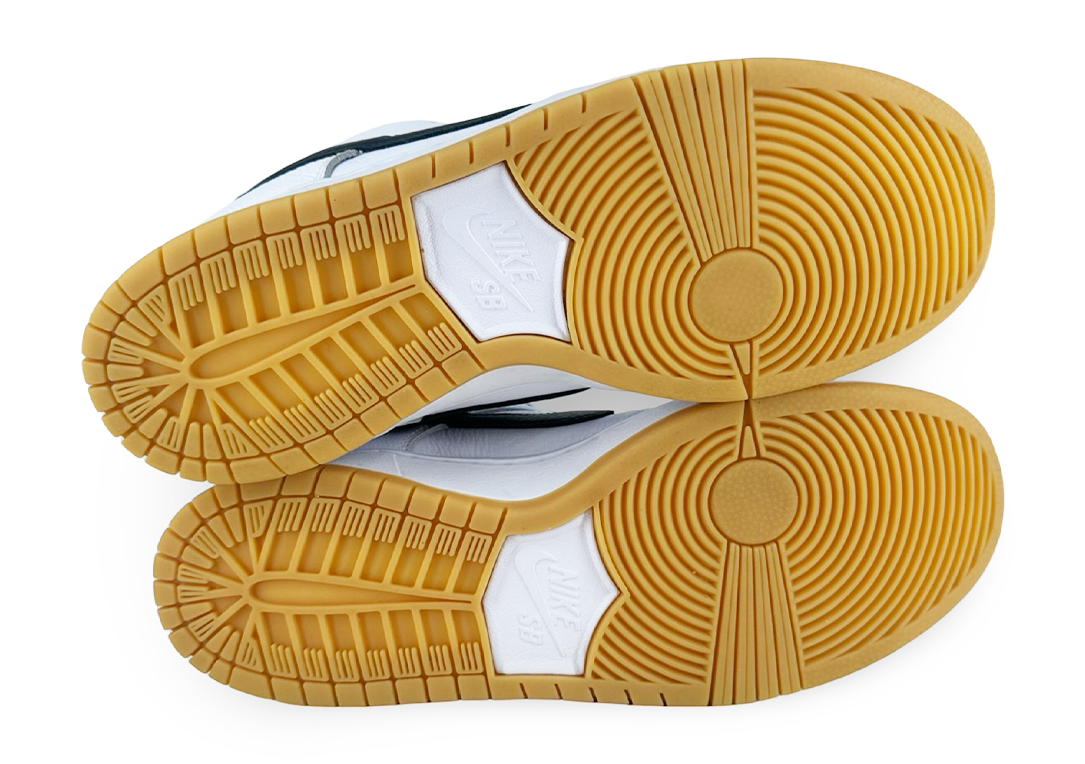 Nike SB Dunk Low Pro White Gum