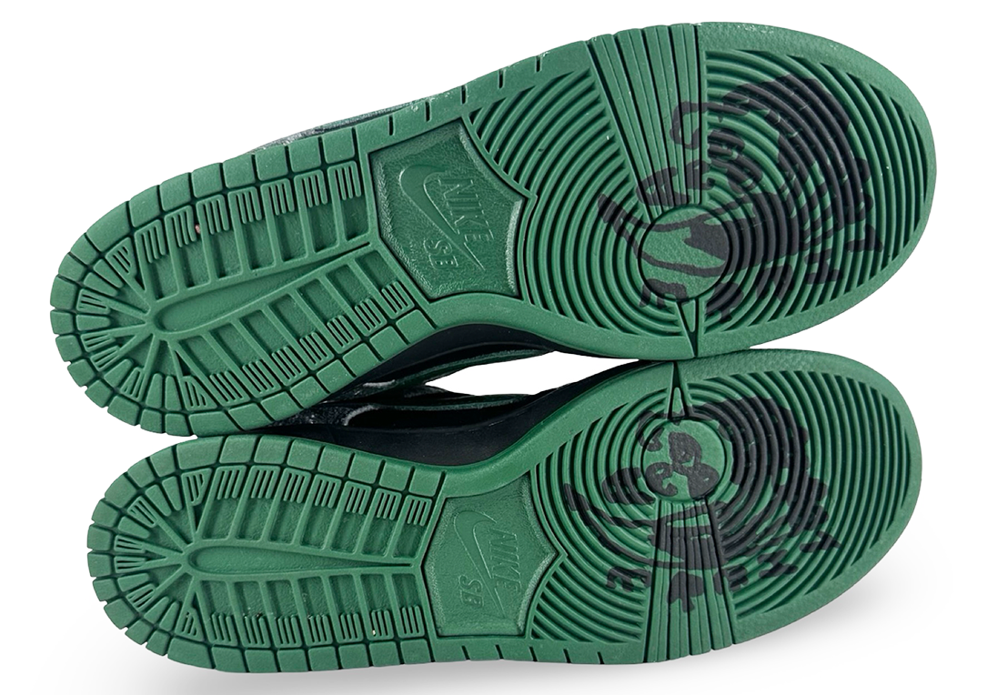 Nike SB Dunk Low There Skateboards