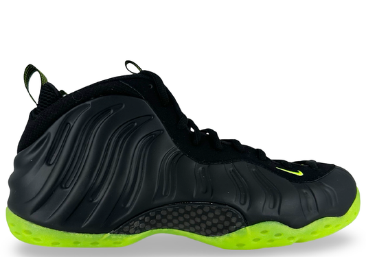 Nike Air Foamposite One Black Volt