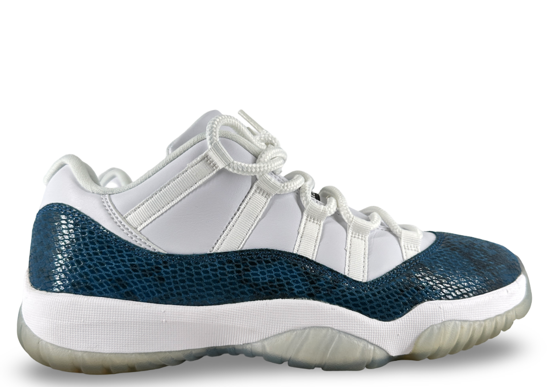 Jordan 11 Retro Low Snake Navy (2019)