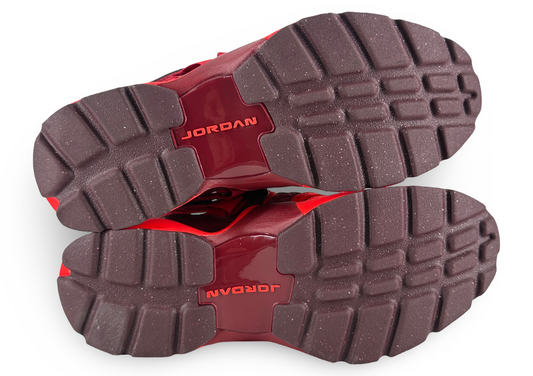 Jordan Trunner LX Chile Red (Women's)