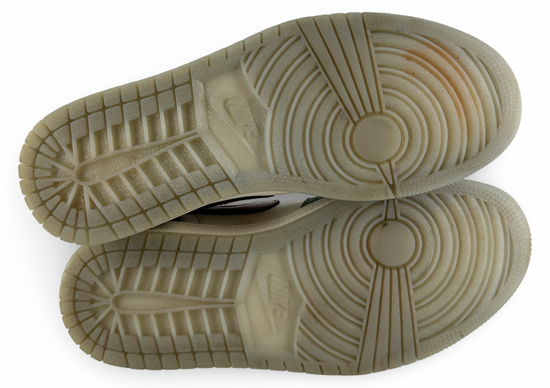 Jordan 1 Retro Low OG Year of the Dragon (2024)