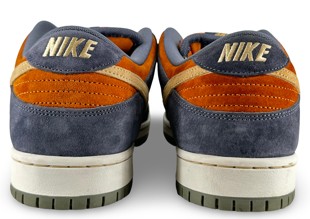 Nike SB Dunk Low Light Carbon Monarch