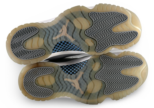 Jordan 11 Retro Low Cement Grey