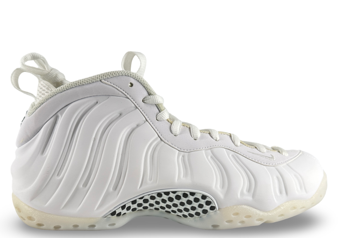 Nike Air Foamposite One Triple White