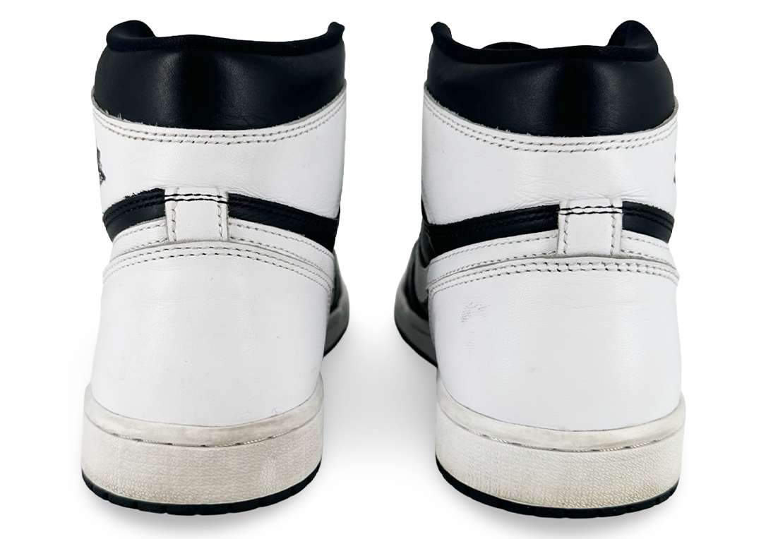 Jordan 1 Retro High OG Black White
