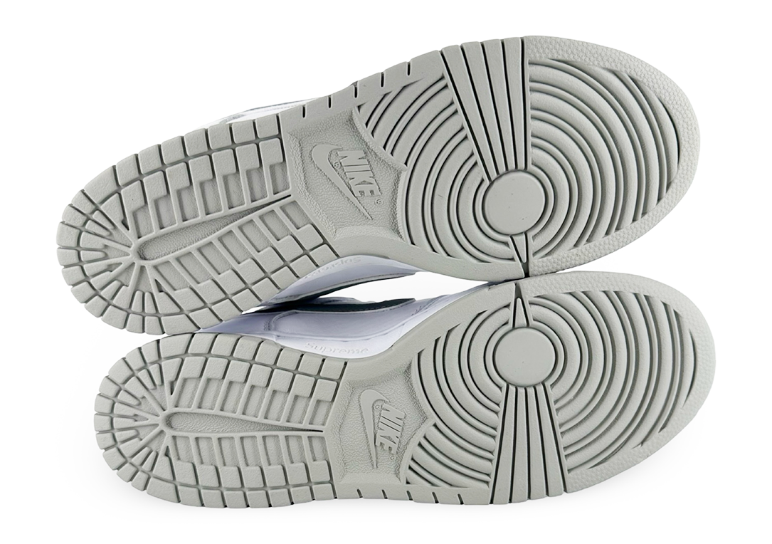 Nike SB Dunk Low Supreme 94 White Metallic Silver