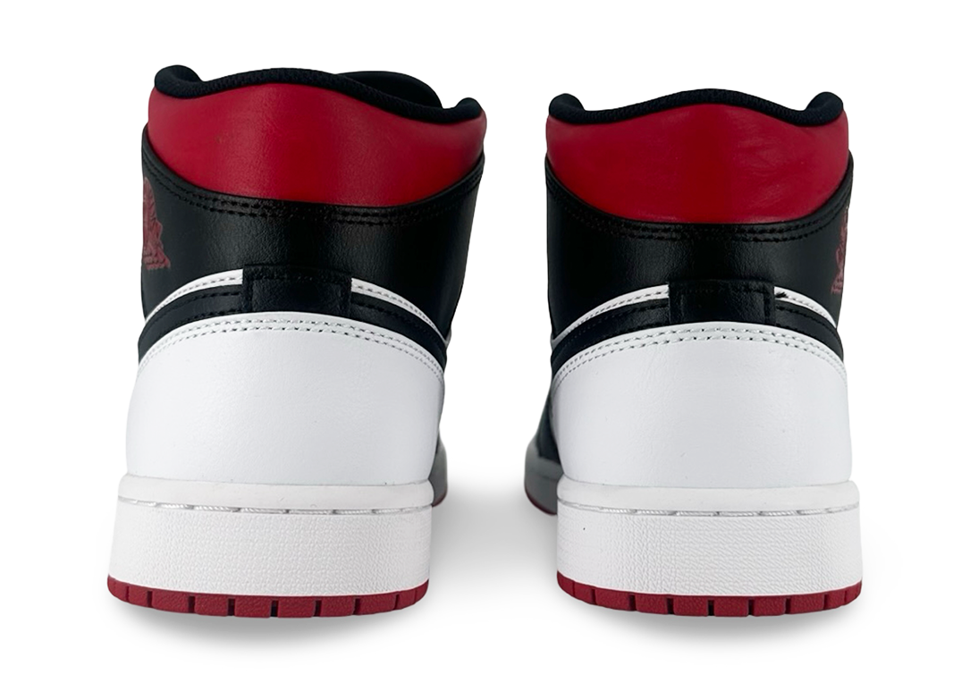 Jordan 1 Mid Gym Red Black Toe