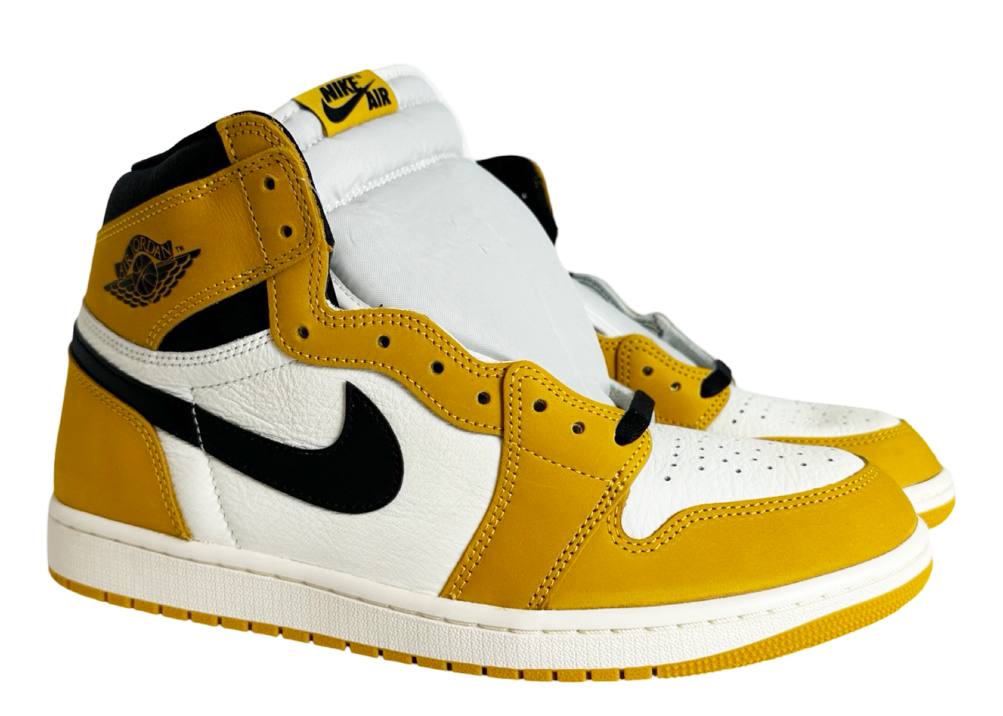 Jordan 1 Retro High OG Yellow Ochre