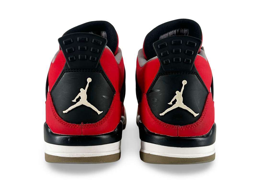 Jordan 4 Retro Toro Bravo