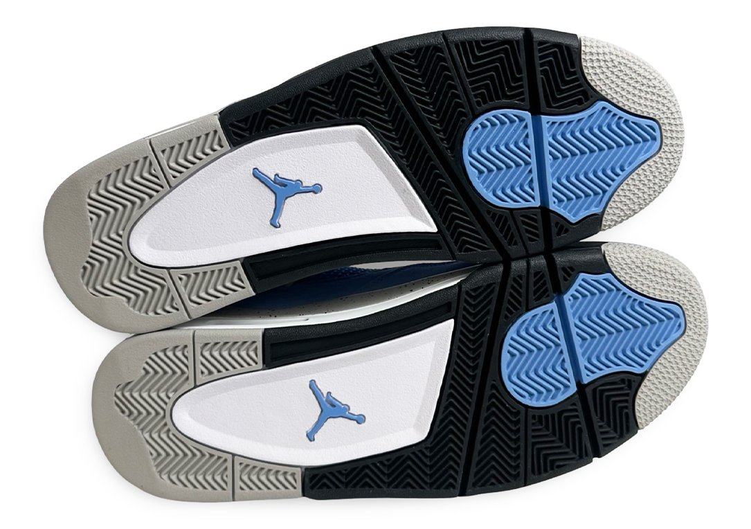 Jordan 4 Retro University Blue (2021)