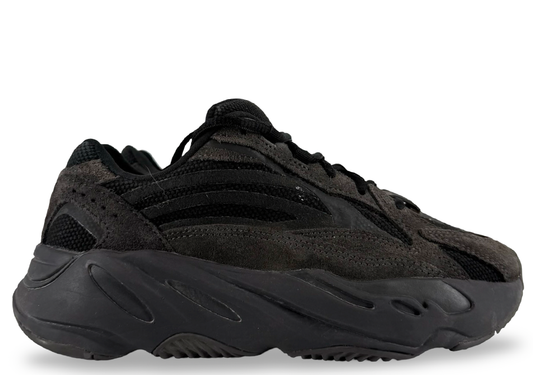 adidas Yeezy Boost 700 V2 Vanta