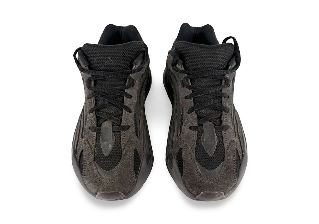 adidas Yeezy Boost 700 V2 Vanta